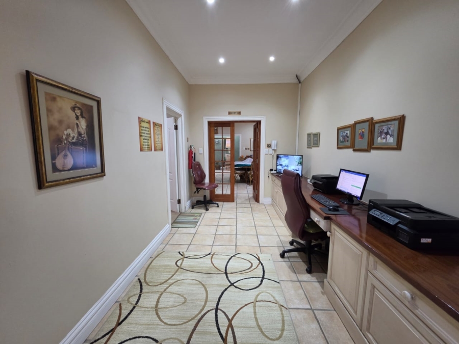8 Bedroom Property for Sale in Riebeeckstad Free State